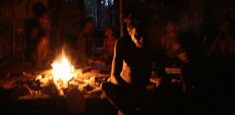 Kmen Korowai Dalam – Papua Nová Guinea 2009