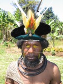 Papua Nová Guinea – kmen Huli – Tari